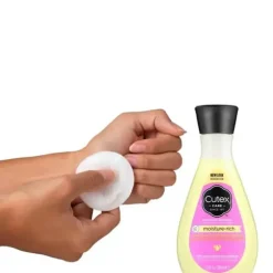 Cutex Moisture-Rich Nail Polish Remover 200ml