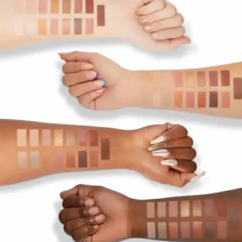 Milani Gilded Luster Light Eyeshadow Palette