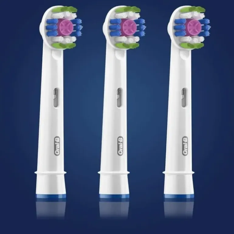 Oral-B 3D White Clean Max Toothbrush Head 3pc